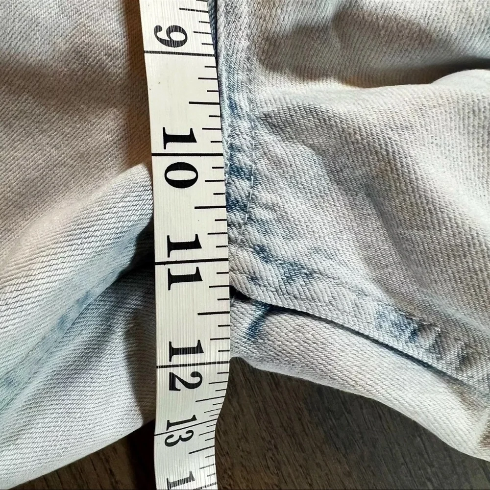 TOPSHOP Mom Jeans Womens Size 26 Blue Acid Wash Moto Mom High Waist Tapered CUTE